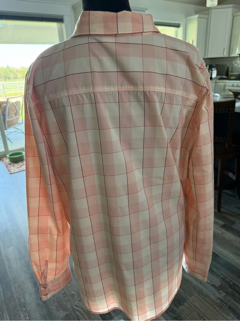 Women’s NORTH FACE Button-Up Sun Protection Shirt - Picture 2 of 4
